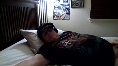 panos online show from April 22, 7:55 am