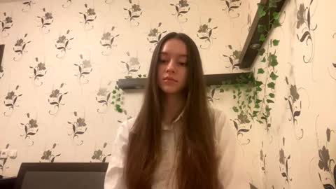 Snapshot of pantease_ chatting on September 17, 9:16 pm Kate online show from September 17, 9:16 pm