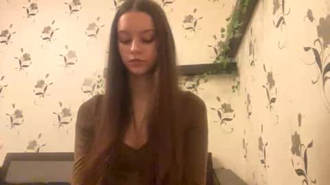 Snapshot of pantease_ chatting on October 10, 9:25 pm Kate online show from October 10, 9:25 pm