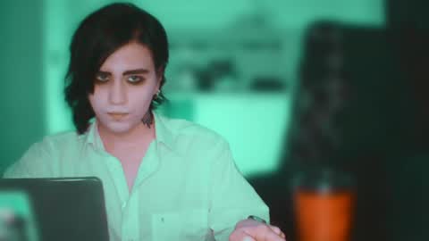 In bio online show from April 10, 6:12 pm