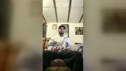 panthers_room online show from April 18, 7:01 am