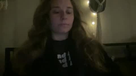 Pantiesofthefae online show from April 17, 9:56 am