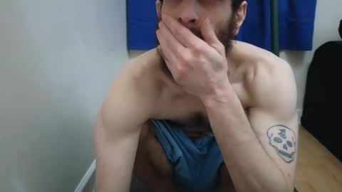 Snapshot of pantslesstraveler_plt chatting on January 27, 9:22 pm PantsLessTraveler online show from January 27, 9:22 pm