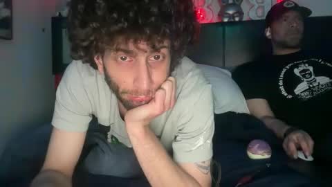 PantsLessTraveler online show from November 27, 11:01 am