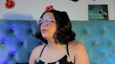 Paola Lyon online show from November 12, 6:19 pm