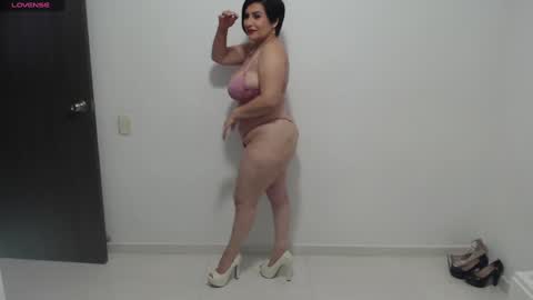 Paola Williams online show from December 13, 9:09 pm