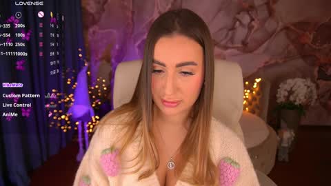 Lia online show from December 7, 3:52 pm