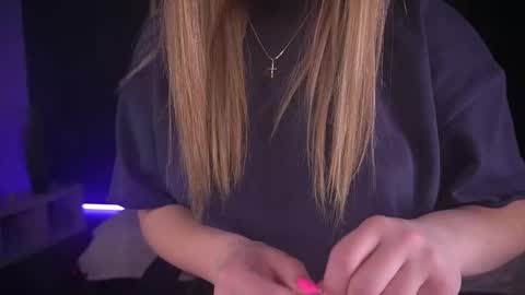 Lia online show from March 11, 3:45 pm