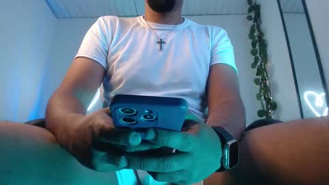 Snapshot of paolo_blaze chatting on February 17, 12:23 pm PAOLO online show from February 17, 12:23 pm