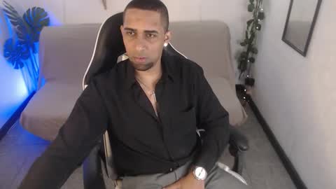 Snapshot of paolo_blaze chatting on February 20, 12:38 pm PAOLO online show from February 20, 12:38 pm