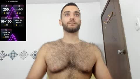 Snapshot of paolo_hanma chatting on December 4, 2:10 am Paolo online show from December 4, 2:10 am