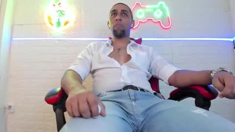 Paolo online show from December 1, 4:17 am