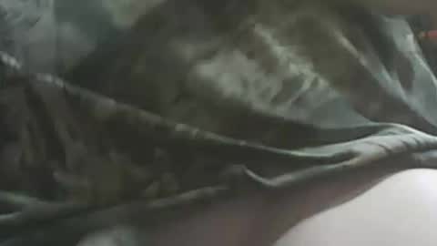 Snapshot of papajb70 chatting on October 19, 11:38 pm papajb70 online show from October 19, 11:38 pm