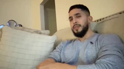 papicubano_guapo23cm online show from February 23, 6:07 am