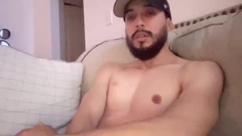 papicubano_guapo23cm online show from November 29, 10:29 am