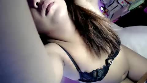 Snapshot of papigoddesslover chatting on May 31, 2:42 am Fina Dwarf online show from May 31, 2:42 am