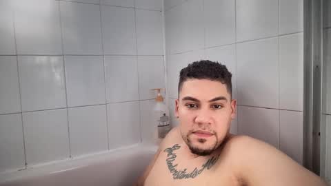 PapiiNyc21 online show from February 25, 6:53 pm