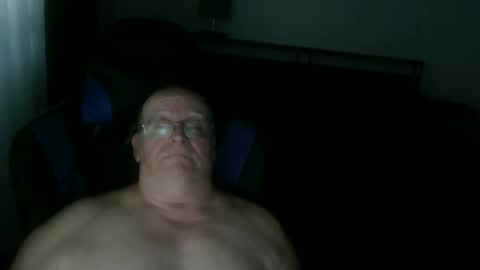 papilly online show from April 19, 10:47 am