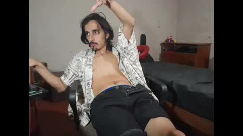 Snapshot of papito20cm chatting on December 9, 2:34 am Lau online show from December 9, 2:34 am