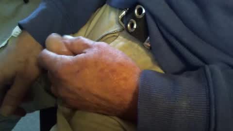 Shmoo online show from November 27, 9:50 pm