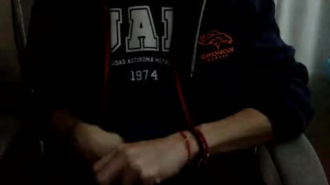 Snapshot of papy_dani33 chatting on January 10, 7:35 am papy_dani33 online show from January 10, 7:35 am