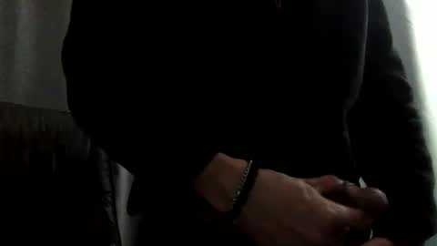 Snapshot of papy_dani33 chatting on January 12, 9:08 am papy_dani33 online show from January 12, 9:08 am