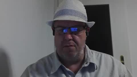 para3214 online show from November 18, 2:43 pm