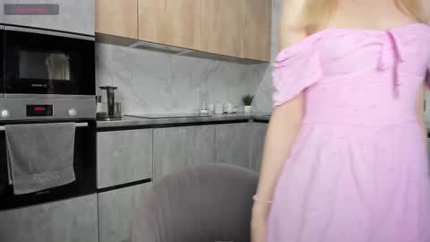 Melena online show from November 25, 8:36 am