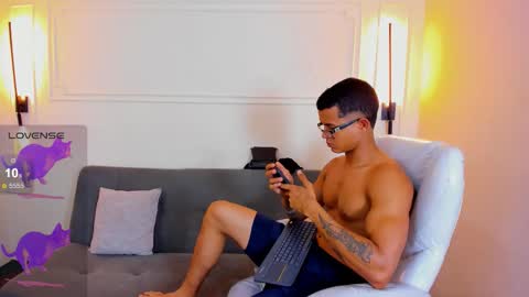 Ryan And Casper online show from February 27, 6:19 pm