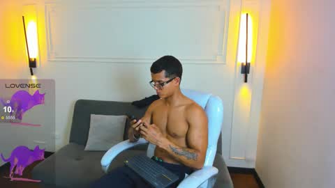 Ryan And Casper online show from March 13, 6:03 pm