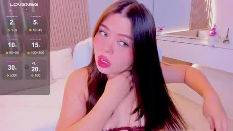 Amy and my doll online show from April 22, 4:04 am