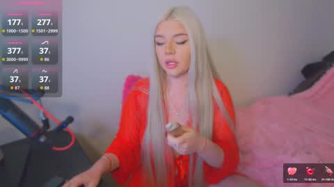 Snapshot of paradise_for_you_ chatting on October 19, 3:18 am Victoria online show from October 19, 3:18 am