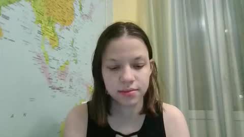 Snapshot of paradise_tease chatting on December 14, 7:51 pm paradise_tease online show from December 14, 7:51 pm