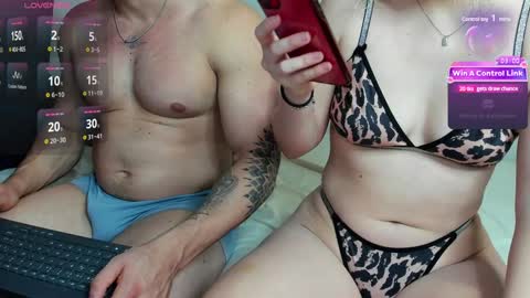 pareja_veda online show from December 27, 10:01 am