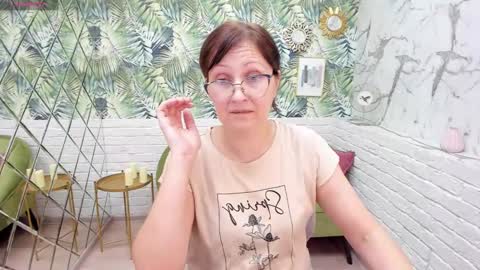 Paris online show from January 19, 8:19 pm