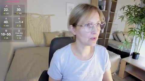 Paris online show from September 18, 7:27 pm