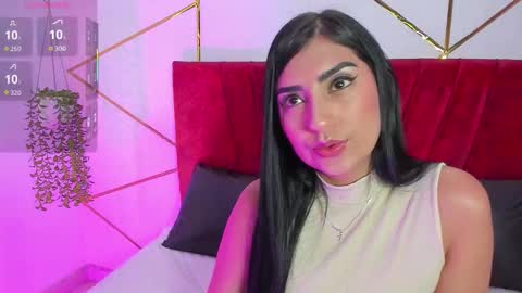 paris_evans_01 online show from November 5, 1:11 pm