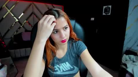 paris petit online show from April 21, 8:55 pm