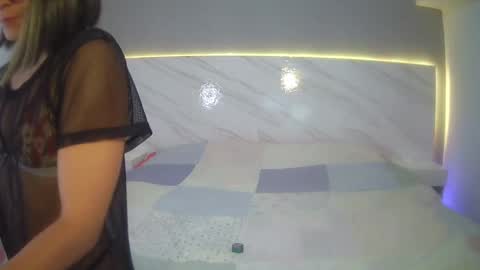 paris_vixen13 online show from October 22, 4:40 pm