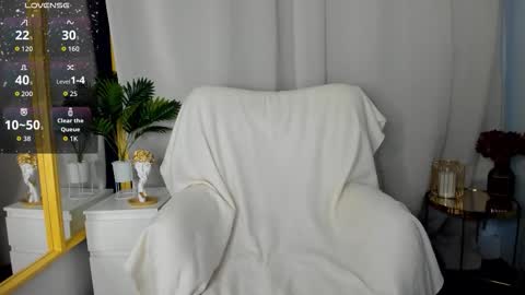 Paris online show from February 7, 5:33 am