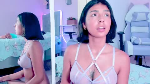 Paris online show from December 20, 8:34 pm