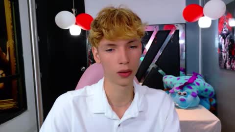 Snapshot of park_jimin1 chatting on September 23, 12:08 pm park_jimin1 online show from September 23, 12:08 pm