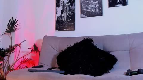 parker lavine online show from November 27, 1:18 am