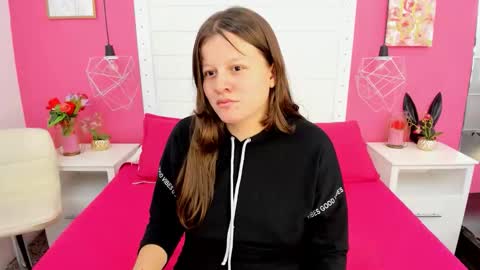 parker_mia02 online show from November 24, 12:38 pm