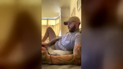 Snapshot of parkertom525 chatting on May 2, 5:29 pm parkertom525 online show from May 2, 5:29 pm