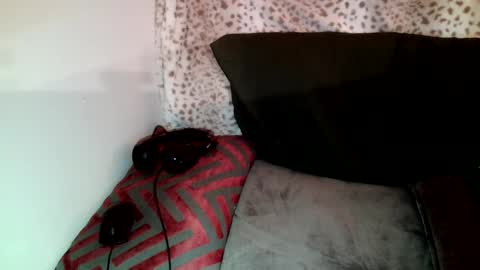 Snapshot of parlaytellio chatting on January 29, 4:58 am Parlay Tellio online show from January 29, 4:58 am