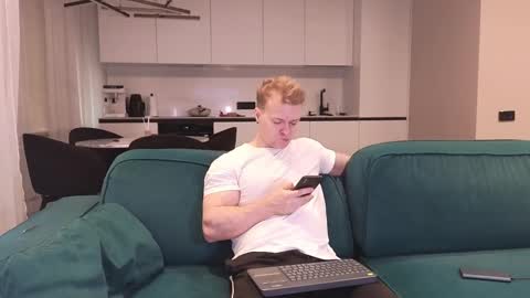 Pashka online show from March 11, 8:41 am