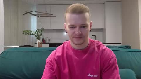 Pashka online show from March 22, 11:02 am