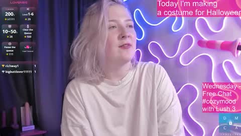 LunaAlan online show from October 16, 4:24 am