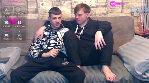 Max tall dark-haired guy with tattoos and Phil blond-haired online show from April 4, 1:26 am